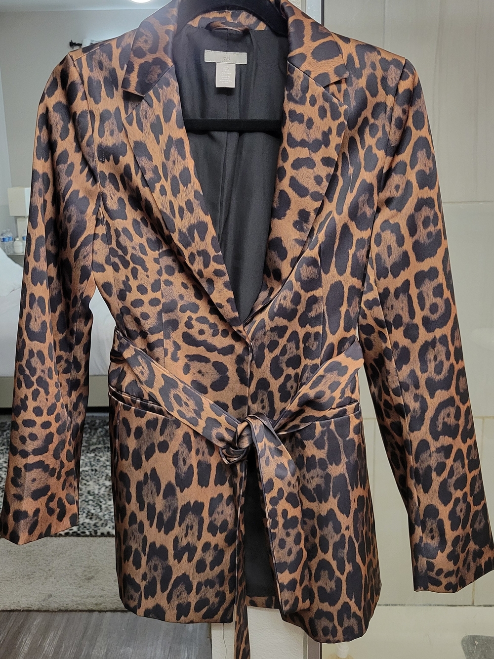 Leopard Blazer - Picture 5 of 8